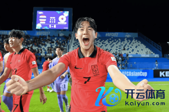 18岁韩国天才先锋加盟英超劲旅